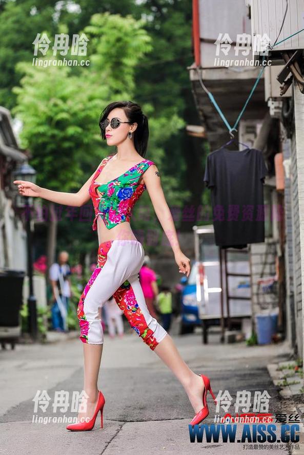 不怕过年回家没人陪，爱丝的免费资源陪你嗨到底！