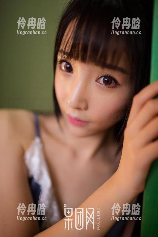 GIRLT果团网 - 你知道吗？这个图包是裴希西的天使们在偷偷聊天，真想听听她们说了些什么。
