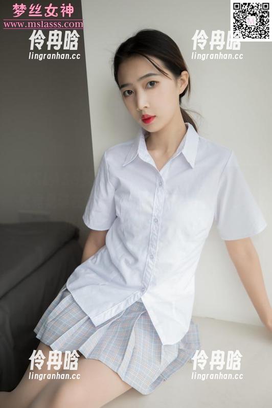MSLASS梦丝女神-可岚 MSLASS梦丝女神 - “小白鞋与可岚:究竟是谁在偷懒,只有鞋子被搭配得如此抢眼?”——精选作品集