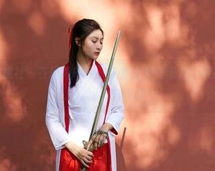 MiiTao蜜桃社 – 在佩琦Pinky睡衣合集里漫游：每张图片都是一次温柔的打击