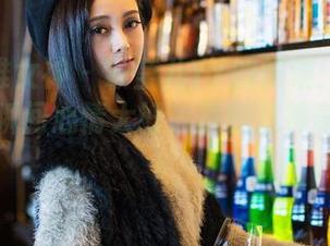 TGOD推女神 – 颖莹儿YY的眼镜：高清资源让你瞬间心情大好，真的是神奇的视角！