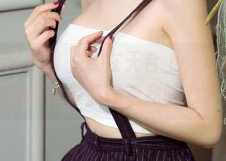 UGirls尤果网 – 就在天台上，Zora若拉的高清资源偷走我的心了