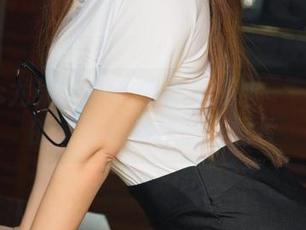 UGirls尤果网 – 天使也有烦恼——艾小青的那些奇妙作品与图片