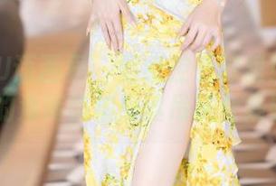 XIAOYU语画界 – 壁纸控看这里！杨晨晨sugar的海南旅拍黑丝吊袜合集要疯了！