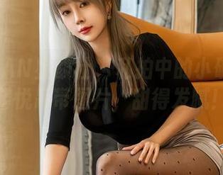 XINGYAN星颜社 – 私拍中的小确幸：赵馨悦吊带图片，甜得发腻！