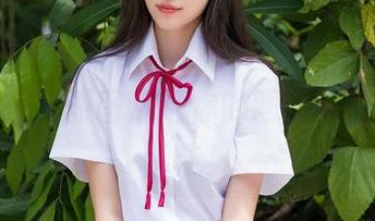 Xiuren秀人网 – 让绯月樱-Cherry的性感黑丝美腿原图点燃你的眼球，资源免费带走！