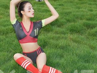 YouMi尤蜜荟 – 白色的Yomi悠蜜，私房照里透露着那种‘我很好’的淡雅气息。