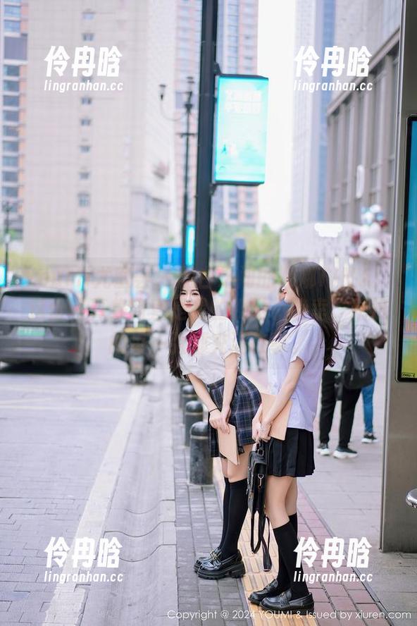YouMi尤蜜荟-娜娜TINA YouMi尤蜜荟 - 黑白之间的娜娜TINA:这份写真集简直是我的视觉小确幸,精选的每一张都充满故事。