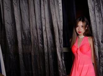 pans – 忘记下载小九的厨娘写真，真是顶级悲剧啊，流口水中…