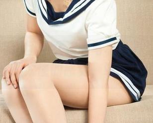 丽柜 – 走进团子女孩的写真世界：图册里有些我也不太懂的感觉，咳，继续翻吧！