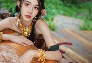 私房美图里的余多多Dudu：舰长版ASMR调皮瞬间