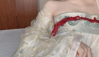 运动和倦怠的交锋，倦倦喵的写真资源，真是个绝妙的反讽