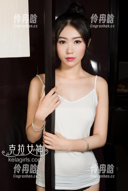 克拉女神-薇薇 克拉女神 - 薇薇女仆写真:美图中的那些小动作,真是让人想入非非!