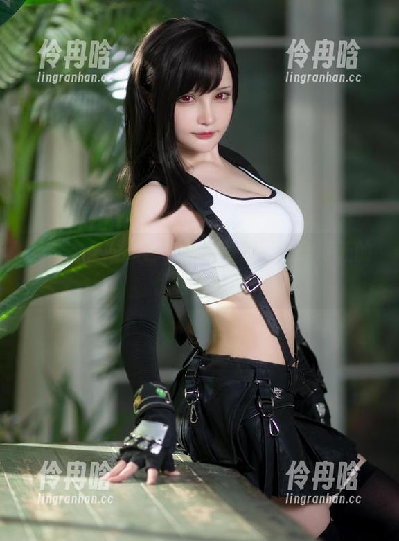 千夜未来 千夜未来的美脚,高清照片,恰到好处的优雅和俏皮