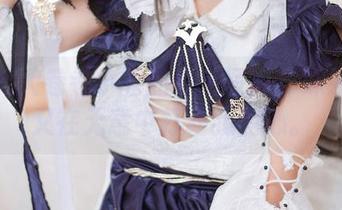 看！大大卷卷小卷的高清写真！妹妹似乎又在无意中打动我的心。