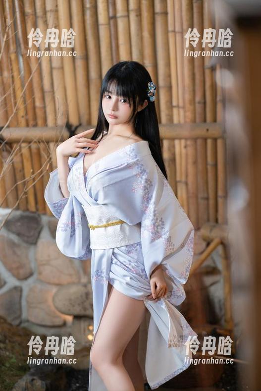 失眠小宁 失眠小宁的短裙哲学:随意cos的美好图集