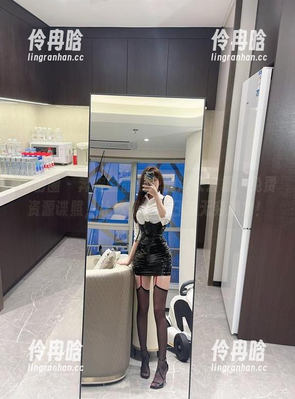 奔跑的晶骡儿 微密圈 - 奔跑的晶骡儿的泳衣波霸,免费资源谍照,让你感受夏日的无穷魅力!