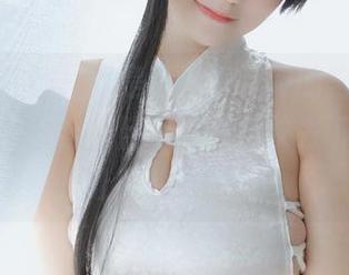 这不是首饰，而是小仓千代w的路易九世礼服！美图让你目不暇接，快去下载，别让眼睛吃亏！