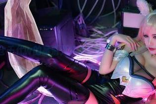 探秘小仓千代w的高清死库水：一场视觉的冒险旅程！