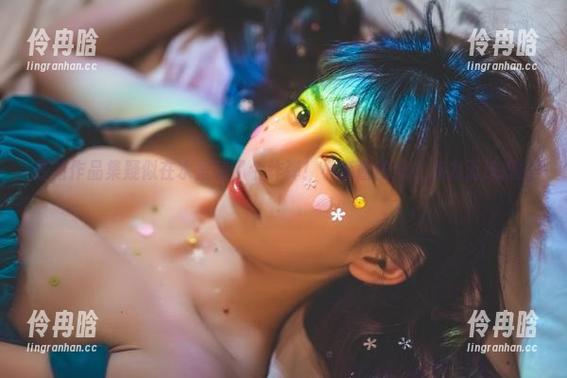 最新作品集疑似在水里藏了个炸弹！小酥酱的泳衣魅力无法抵挡！