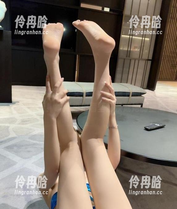 徐莉芝 微密圈 - 徐莉芝又来了,棉袜下的美图到底有多撩!瞬间想把墙壁都换成她的壁纸。