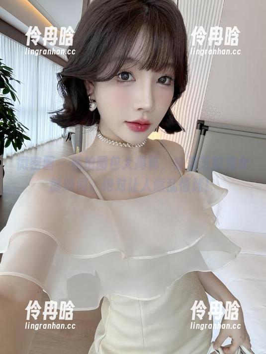 微密圈 - 私拍图包大揭秘，徐莉芝的兔女郎瞬间，绝对让人意乱情迷！