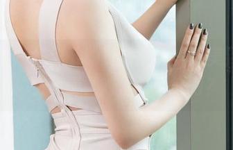推女神 – 红裙下的莫雅淇，美图美到窒息，资源倒是随便来点好吧？
