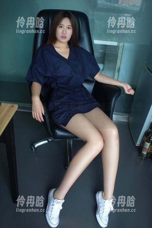 推女郎-连欣 推女郎 - 连欣眼镜写真,高清资源让人恨不得天天循环播放!