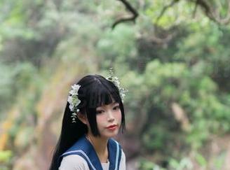 杏子夫人和她的灰丝写真，真是让我怀疑自己的审美观。
