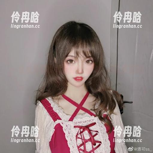 洛可ss 一公里外都能感受到的油亮,难以置信的洛可ss图包!