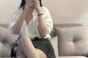 微密圈 – 向紫色致敬，玫桃泡芙特供合集——下载前请准备好心跳！