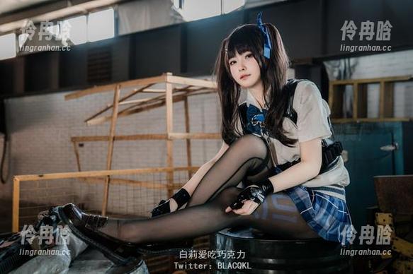 白莉爱吃巧克力 被白莉爱吃巧克力的裸足私拍撩动,仿佛在和风中跳舞!