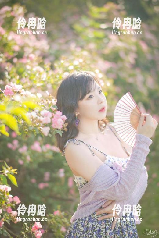 皮皮奶可可爱了啦 穿越时空的女巫:皮皮奶可可爱了啦带你享受万圣节福利大餐!