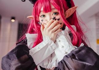 猫咪变身电子宠物？神沢永莉的写真让你梦回未来！