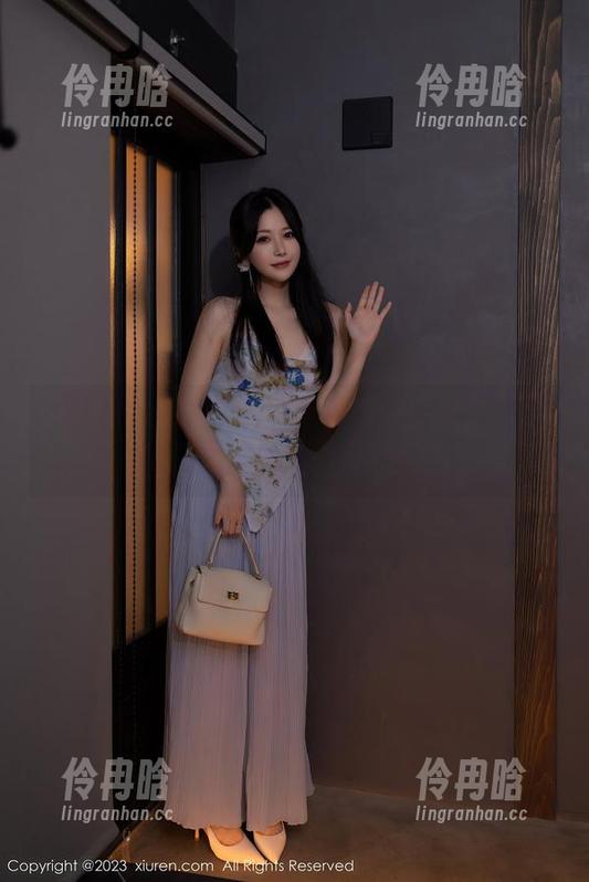 秀人网-安妮Tess 秀人网 - 安妮Tess穿旗袍:原图里藏着的无尽风情,图集带你飞