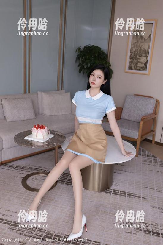 秀人网-李七喜 秀人网 - 李七喜泳池照片:水面反射的不止是阳光,还有她的无限魅力!