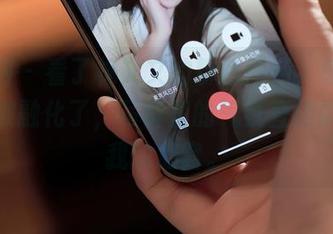 秀人网 – 看了林文文的粉色图册，感觉自己都被融化了，写真里的气氛直接戳中了我的心窝。