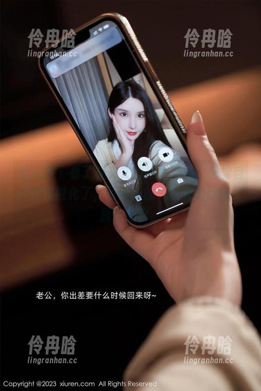 秀人网 - 看了林文文的粉色图册，感觉自己都被融化了，写真里的气氛直接戳中了我的心窝。