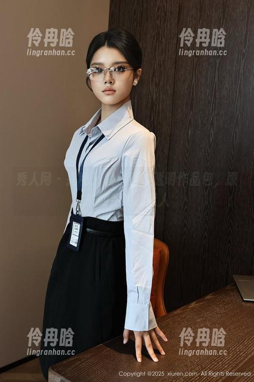 秀人网-程程程 秀人网 - 揭秘!程程程的透明作品包,原来视角如此撩人