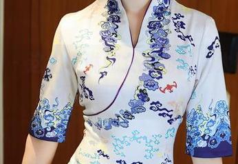 秀人网 – 这组芈琳娜女孩的图片太赞了，忍不住要下载一波！