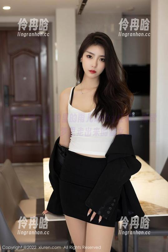 秀人网 - 私拍里的雨儿baby红裙，感觉像是从梦里走出来的仙女。