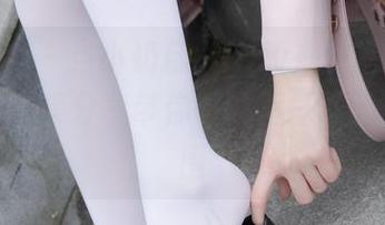 紧急企划 – 当小奶糕Milky在教室里翩翩起舞，图集分享带你领略不一样的课堂氛围