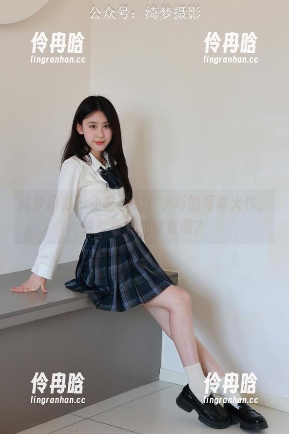 绮梦摄影 - 小艺自拍：小巧的写真大作，谁能拒绝的壁纸呢？
