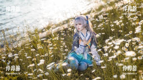 花柒Hana 在线追踪花柒Hana的能代女仆,作品让我瞬间怀疑自己的审美标准。