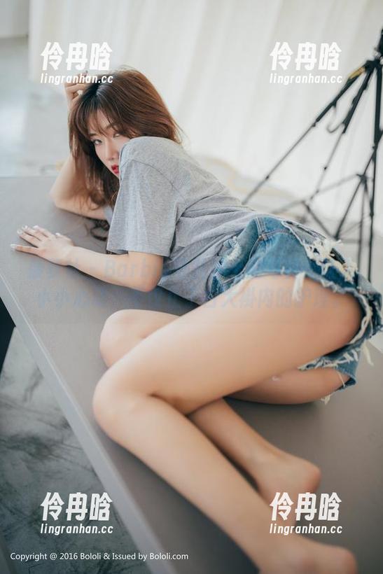 菠萝社-Barbie可儿 菠萝社 - Barbie可儿护士的写真:让人小小心动,不仅止于白大褂内的护理。