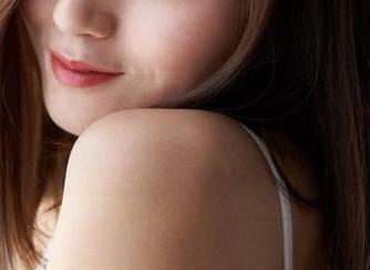 蜜桃社 – 王静瑶的皮衣攻略全在这儿——免费图集随你拿！