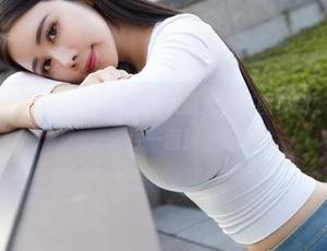 蜜桃社 – 雪梨sherry黑色魅力大曝光，美图更新，看看她的野性一面！