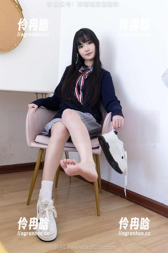 袜啵啵-小安 袜啵啵 - 小安短裤特辑!原图下载,给你最真实的时尚灵感,你会喜欢的。