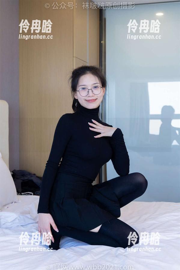 袜啵啵-小甜豆 袜啵啵 - 小甜豆的女王图包:看了就想收藏的资源,有点小心动。