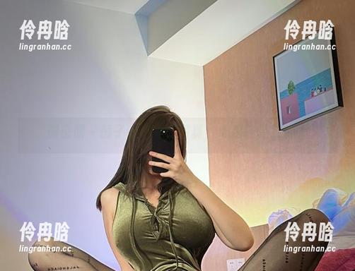 微密圈 - 醇子小姨全套写真，心弦轻轻被触碰